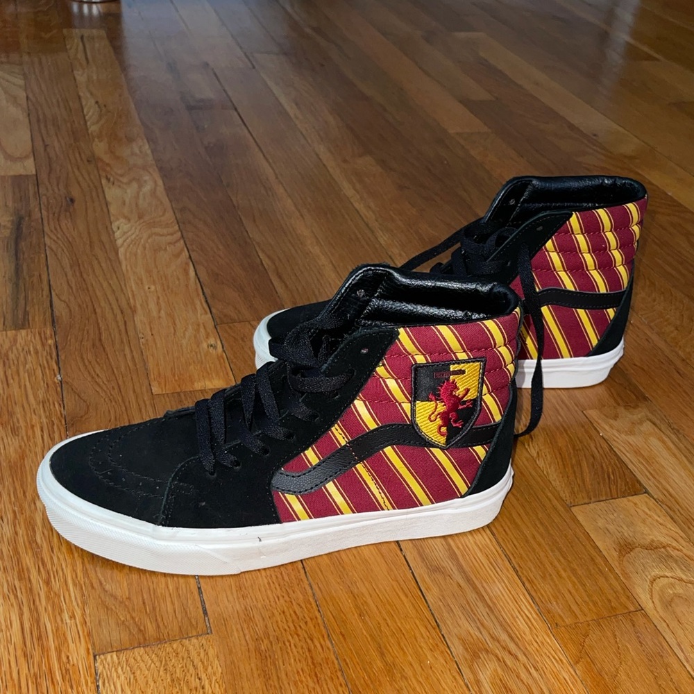 Gryffindor vans size 8.5